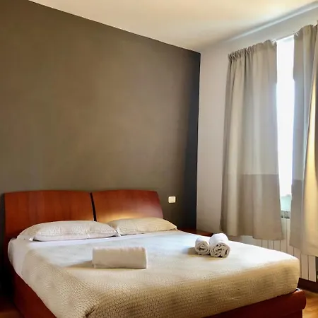 Candia Bright Vatican * Rome